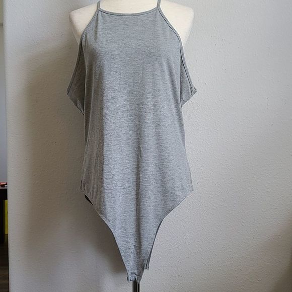 PLUS SIZE SHEIN WOMAN'S BODYSUIT - Picture 1 of 11